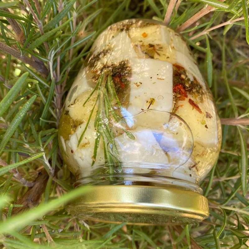 Сыр маринованный со специями Сыр маринованный со специями